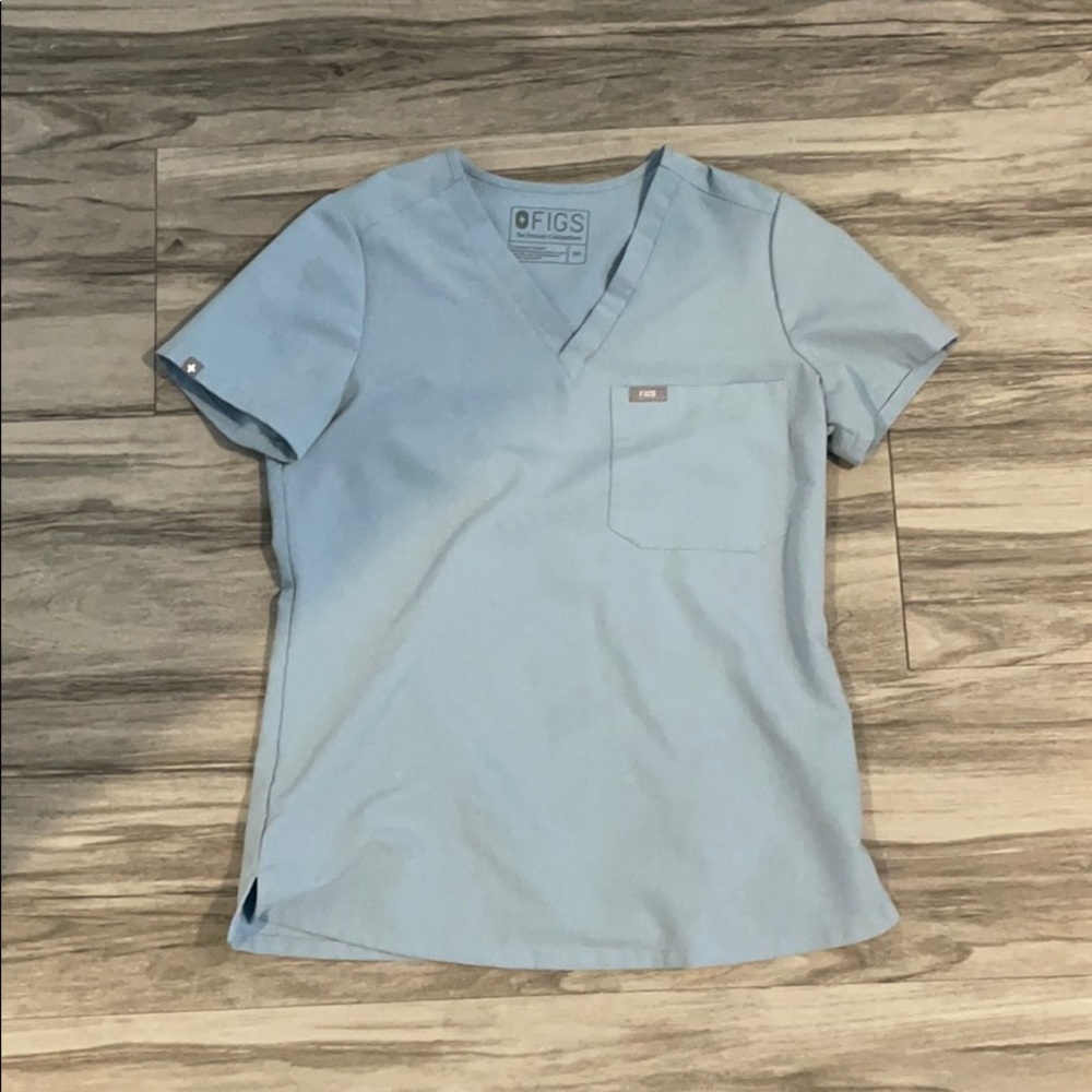 Figs scrub top with pocket on top left